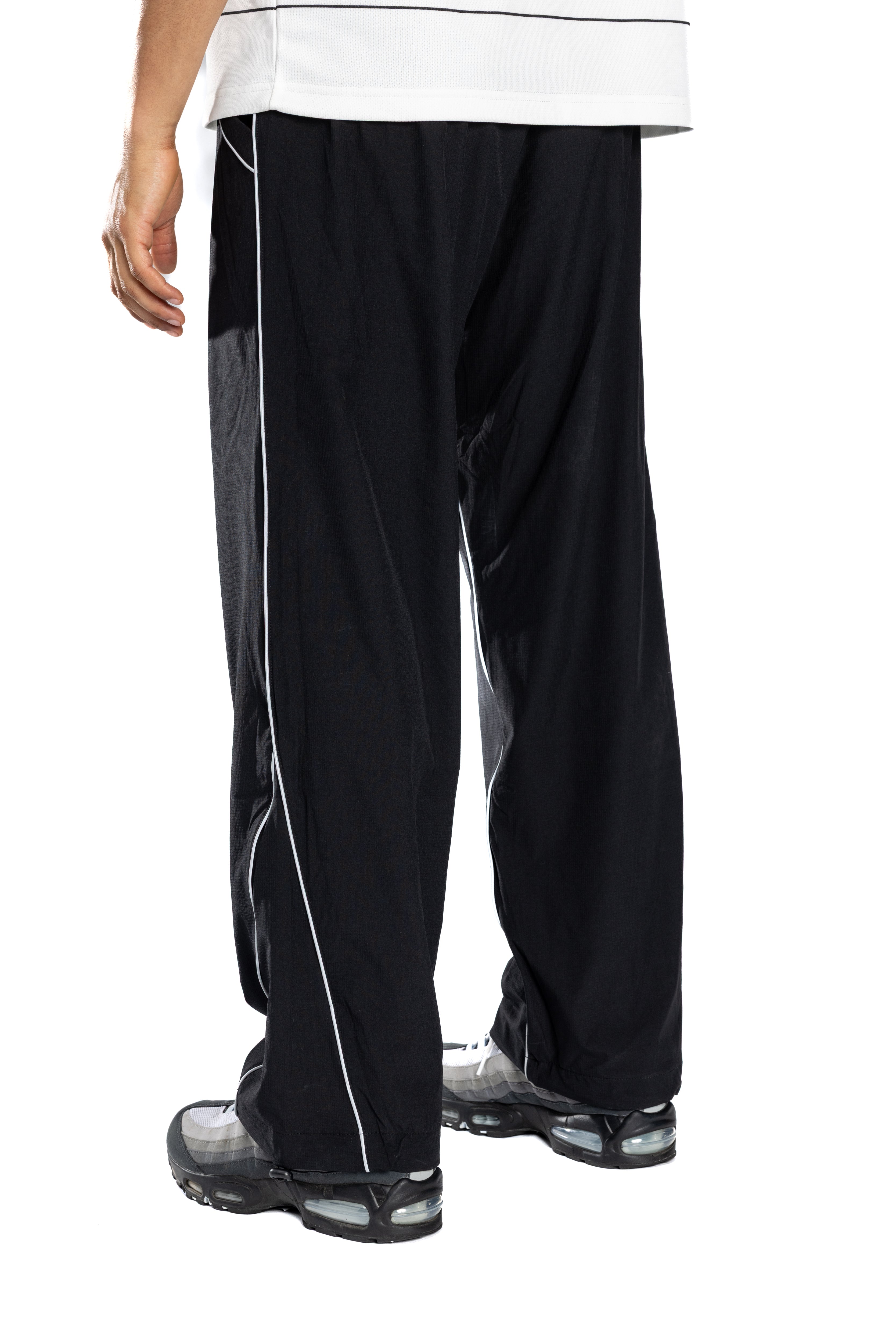Trackpants Schwarz